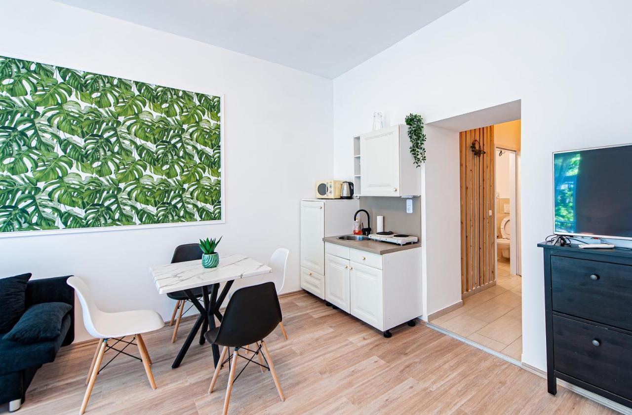My City Apartment- Vienna Jungle Room Viena Exterior foto
