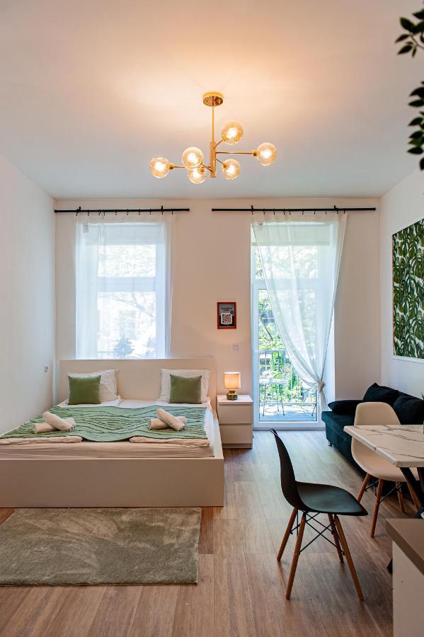 My City Apartment- Vienna Jungle Room Viena Exterior foto