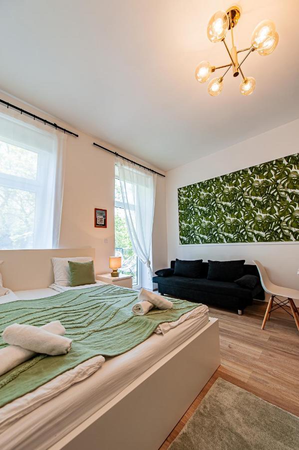 My City Apartment- Vienna Jungle Room Viena Exterior foto